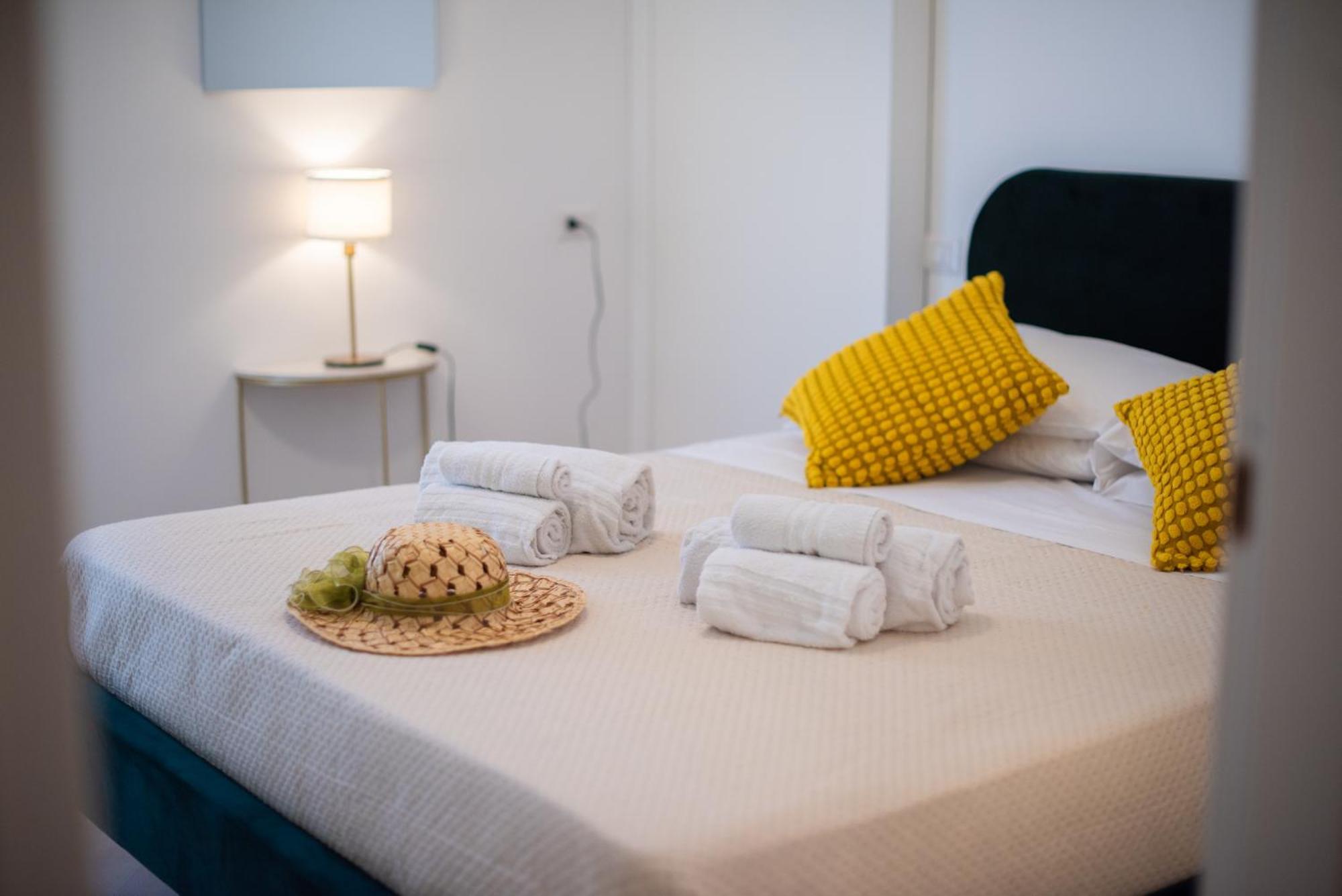 Villa Clara Suites Таорміна Екстер'єр фото